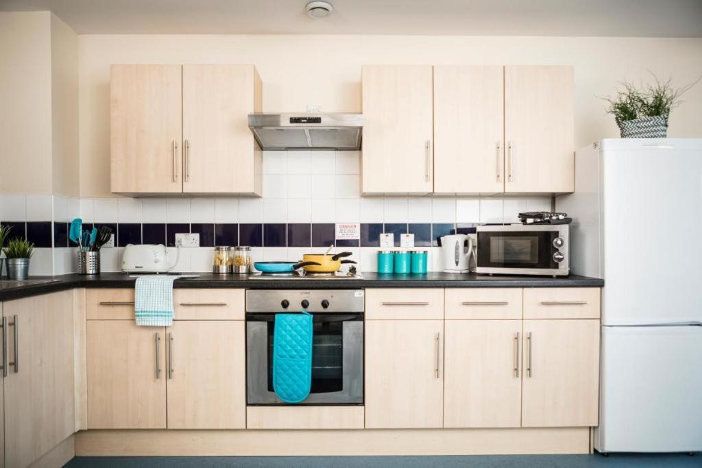 Arena Village Leeds  Bagian luar foto