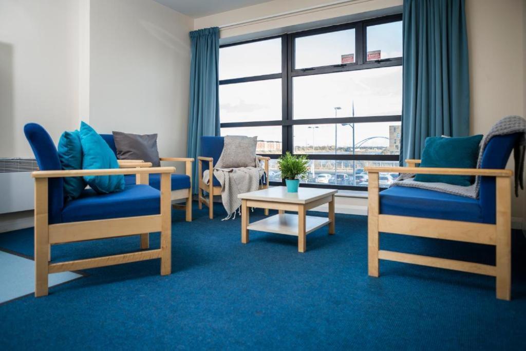 Arena Village Leeds  Bagian luar foto